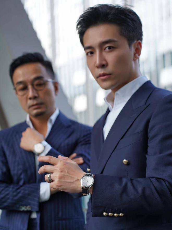 表：避开劳力士与卡西欧的理由分析凯发k8赞助马竞中年男人挑选手(图2)